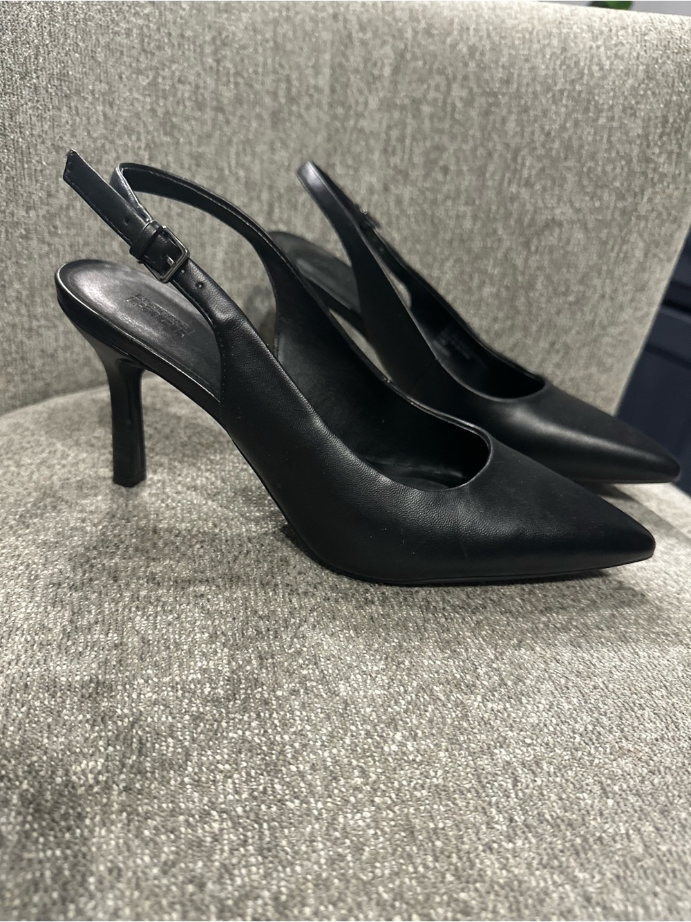 Sleek Black Pointed Slingback Heels
